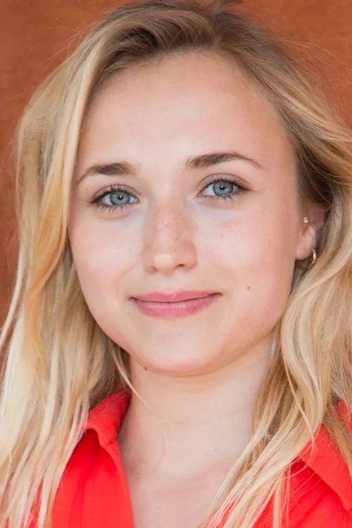 Chloé Jouannet - director portrait