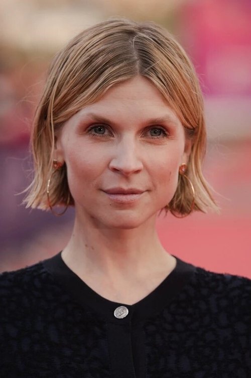 Clémence Poésy - director portrait