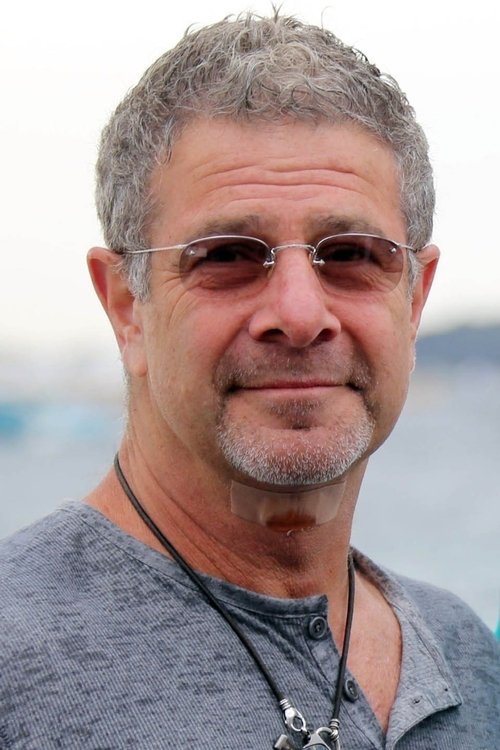 Gil Junger - director portrait