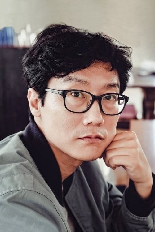 Hwang Dong-hyuk - director portrait