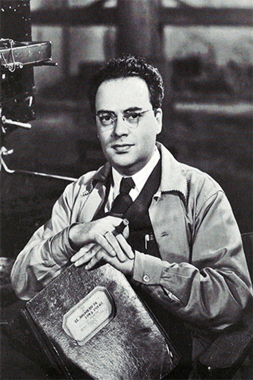 Juan Bustillo Oro - director portrait