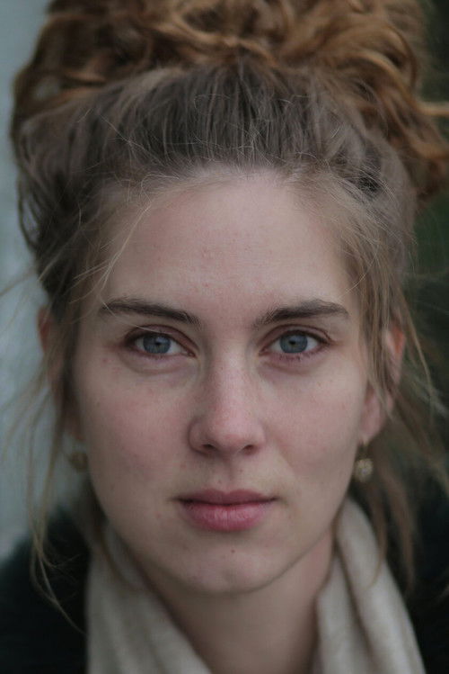 Lin Alluna - director portrait