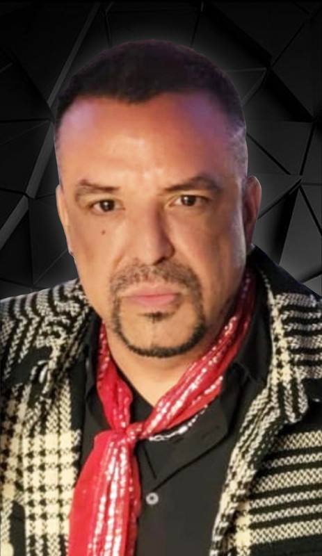 Mario Davila - director portrait
