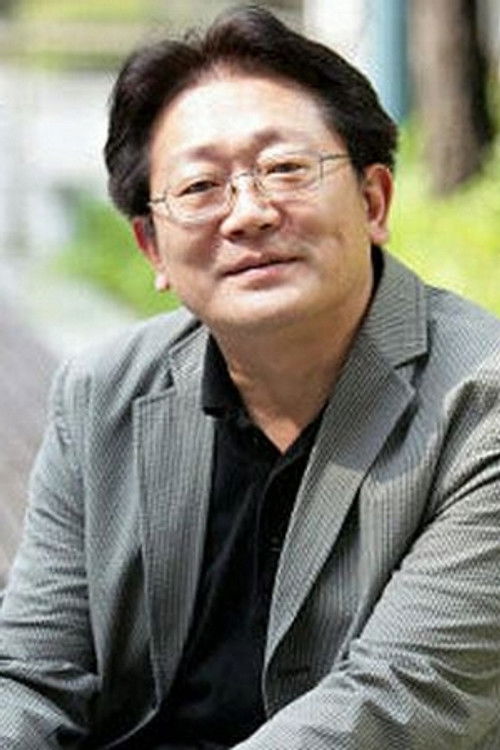 Park Kwang-su - director portrait