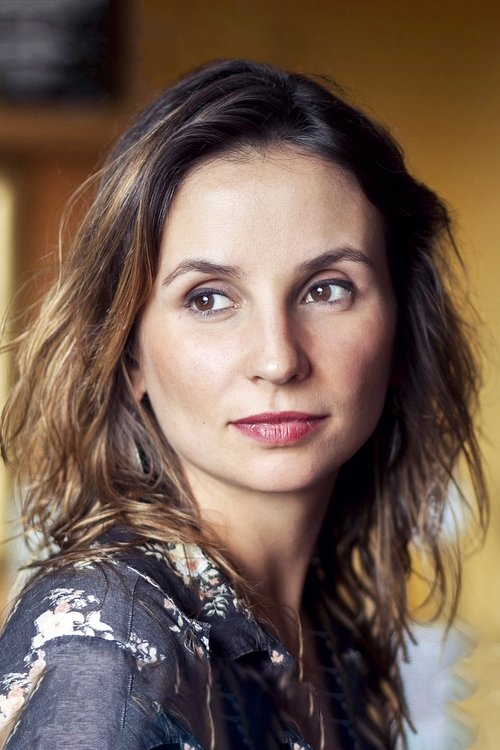 Petra Costa - director portrait