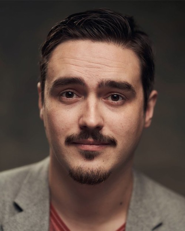 Simon Dymond - director portrait