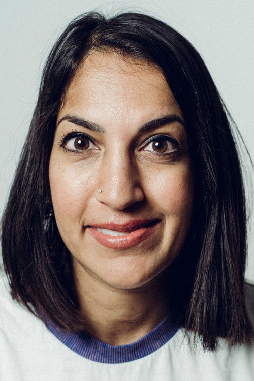 Suzi Yoonessi - director portrait