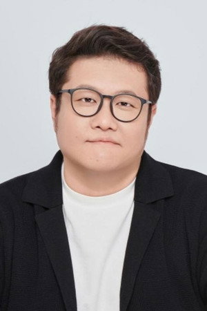 Zou Jing - director portrait