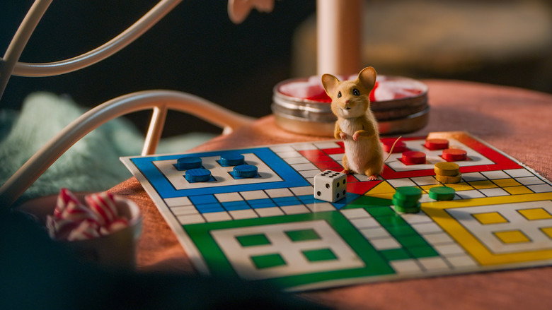 A Mouse Hunt for Christmas