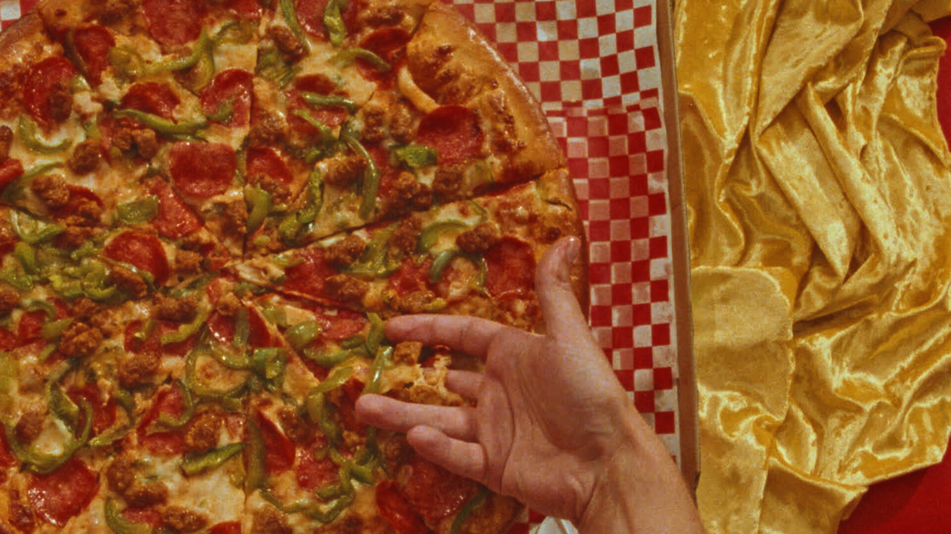 MAKE ME A PIZZA